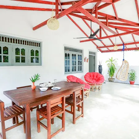 Kumudu Holiday Home Dickwella Exterior photo