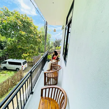 Kumudu Holiday Home Dickwella Exterior photo